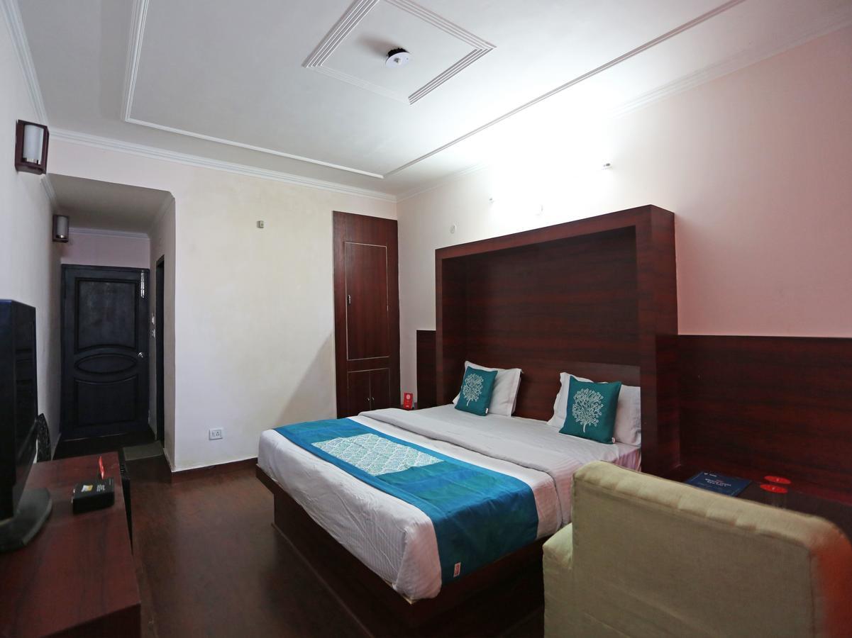 Grand Himalayan Hotels & Resorts Mukteshwar Exterior photo