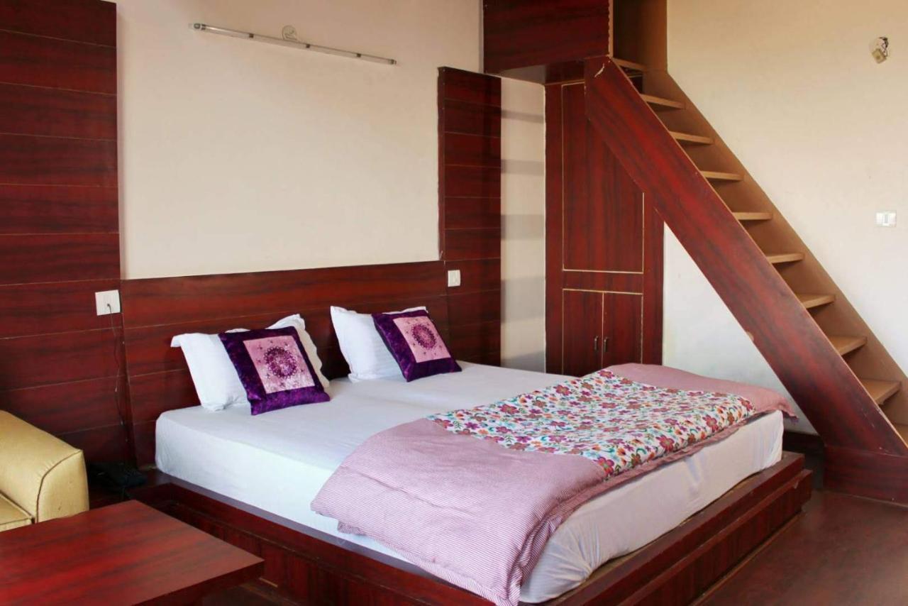 Grand Himalayan Hotels & Resorts Mukteshwar Exterior photo